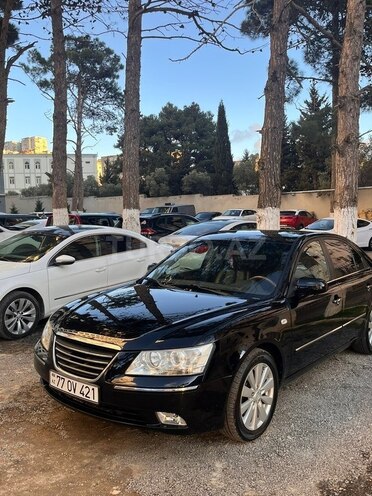 Hyundai Sonata-1