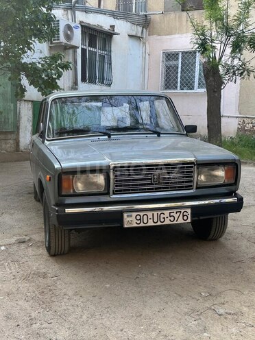 LADA (VAZ) 2107-1