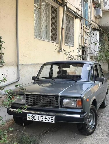 LADA (VAZ) 2107-4