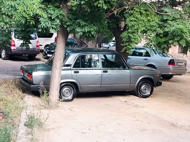 LADA (VAZ) 2107-3