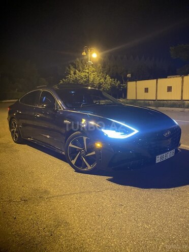 Hyundai Sonata-11