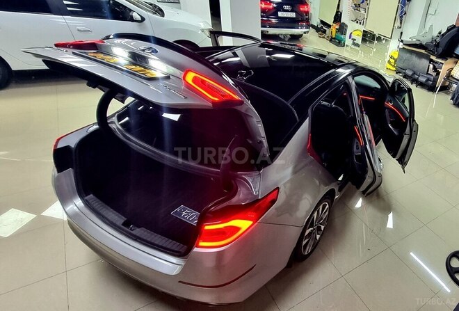 Kia Optima-17