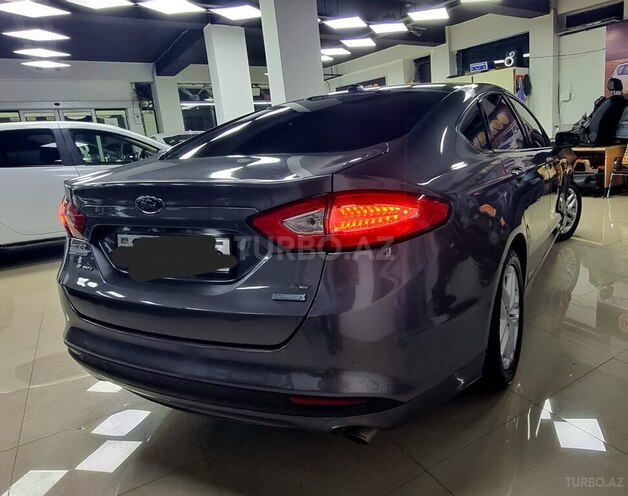 Ford Fusion (North America)-3