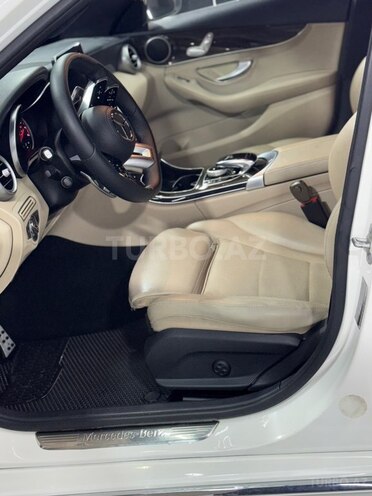 Mercedes C 300-16