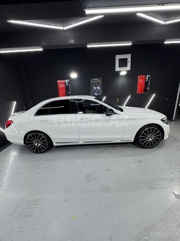 Mercedes C 300-7