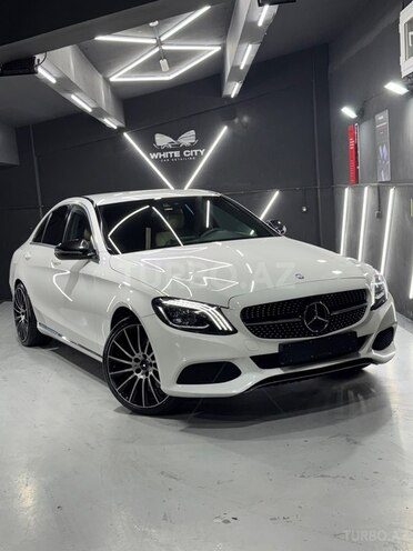 Mercedes C 300-1
