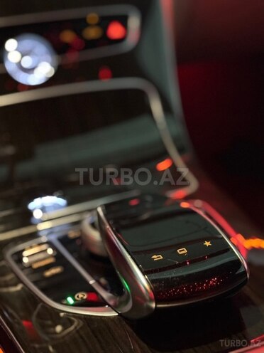 Mercedes C 300-13