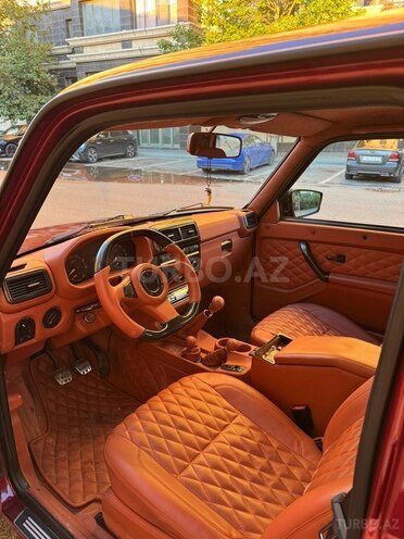 LADA (VAZ) Niva-6