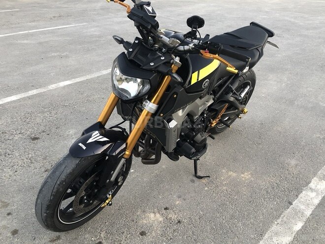 Yamaha MT-09-1