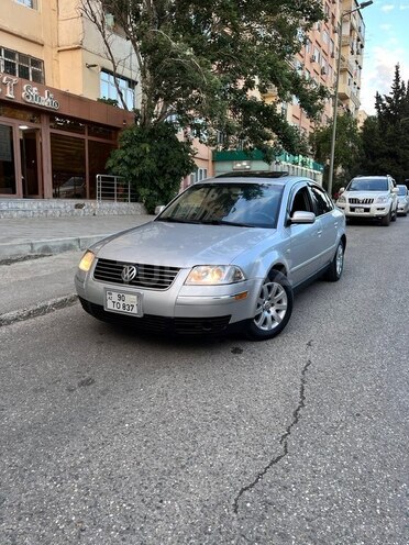 Volkswagen Passat-4