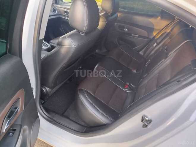 Chevrolet Cruze-7