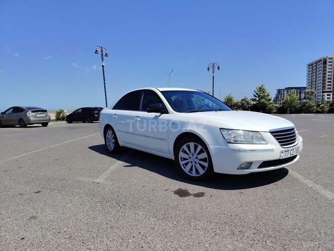 Hyundai Sonata-2