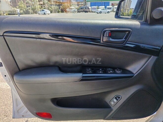 Hyundai Sonata-10