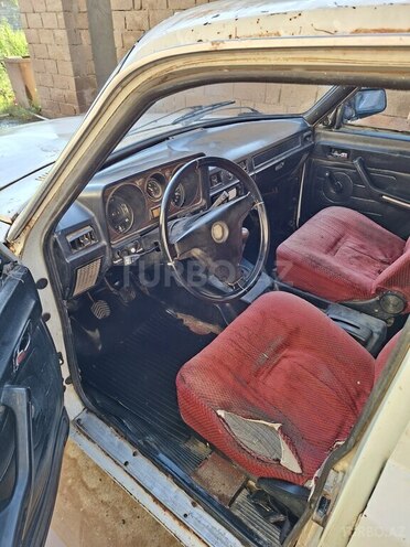 GAZ 31029 "Volga"-10
