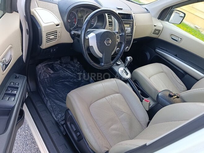 Nissan X-Trail-10