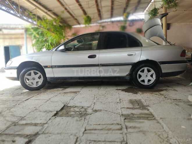 Opel Omega-6