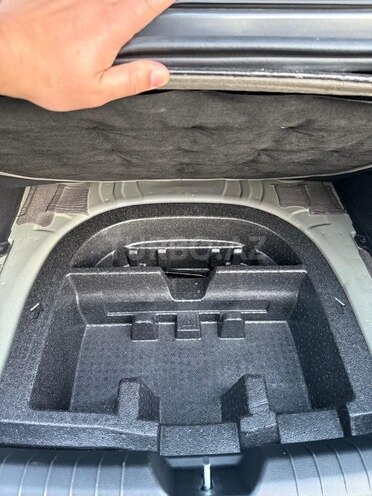 Hyundai Sonata-17