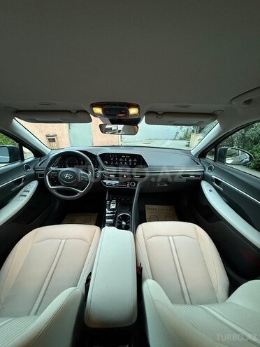 Hyundai Sonata-20