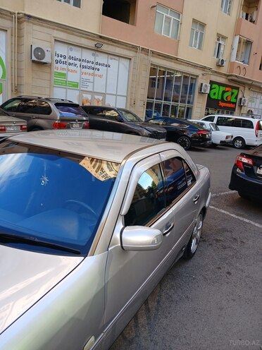 Mercedes C 180-7