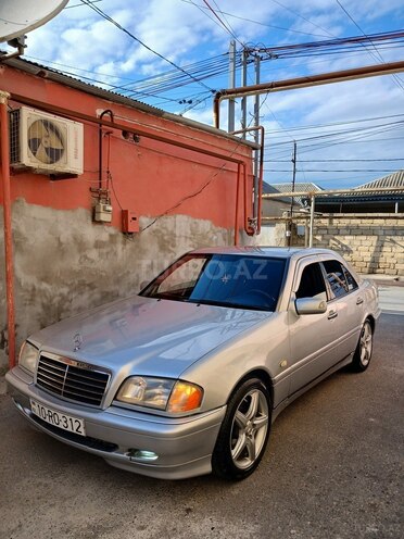 Mercedes C 180-3