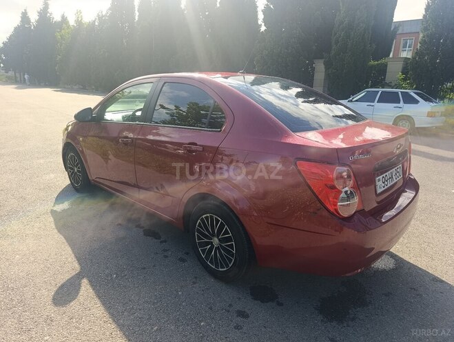 Chevrolet Aveo-4