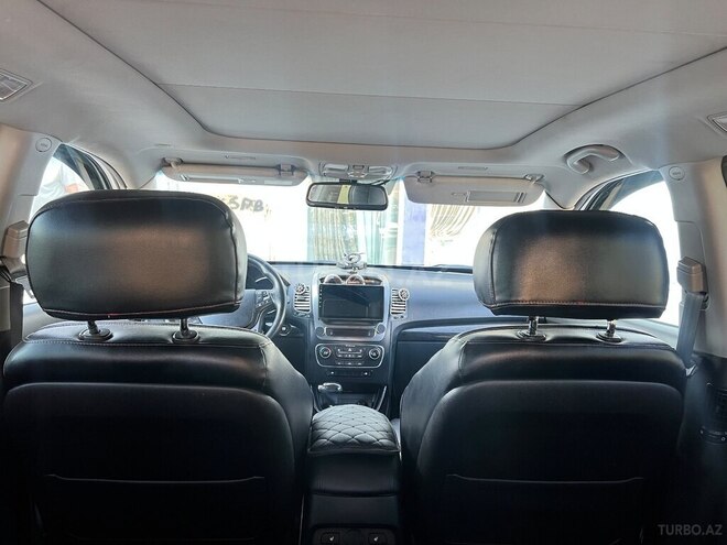 Kia Sorento-4