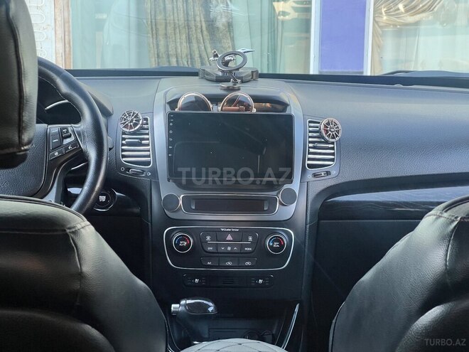 Kia Sorento-7