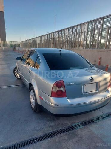 Volkswagen Passat-4
