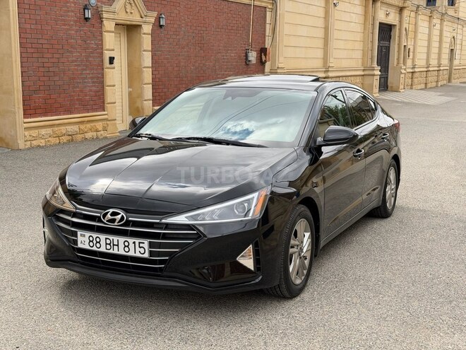 Hyundai Elantra-2