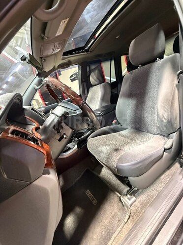 Toyota Land Cruiser Prado-13