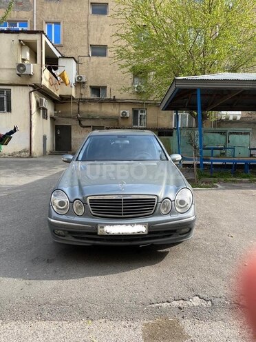 Mercedes E 220-5