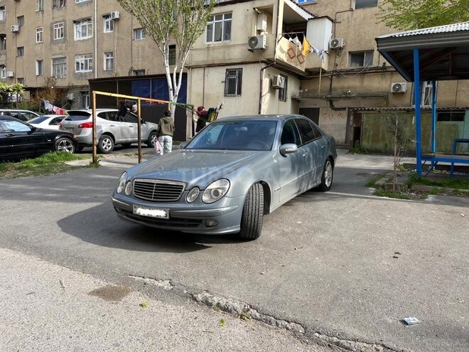 Mercedes E 220-6