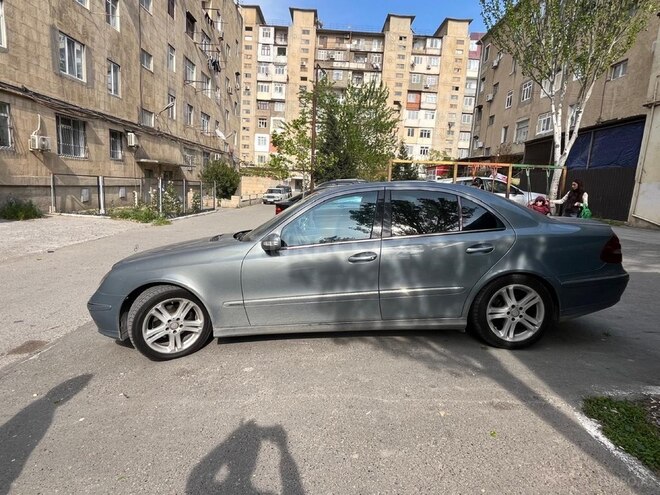 Mercedes E 220-14