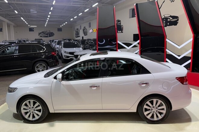 Kia Cerato-7
