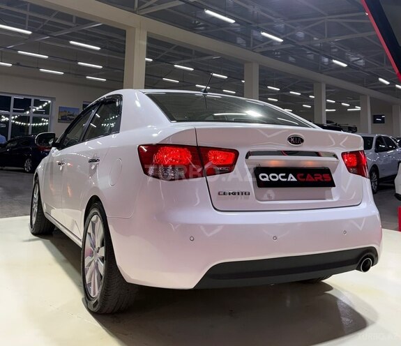 Kia Cerato-11