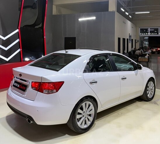 Kia Cerato-9