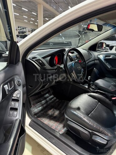 Kia Cerato-13