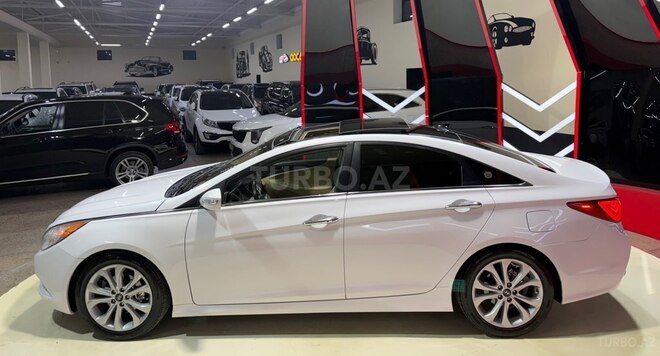 Hyundai Sonata-8