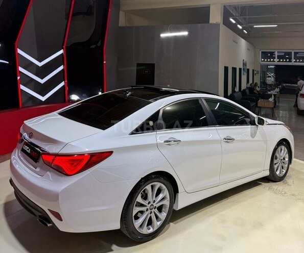 Hyundai Sonata-9