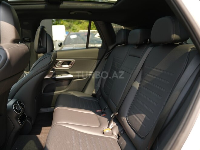 Mercedes GLC 200 4MATIC-15