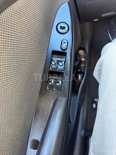 Hyundai Accent-9