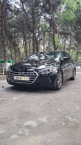 Hyundai Elantra-2