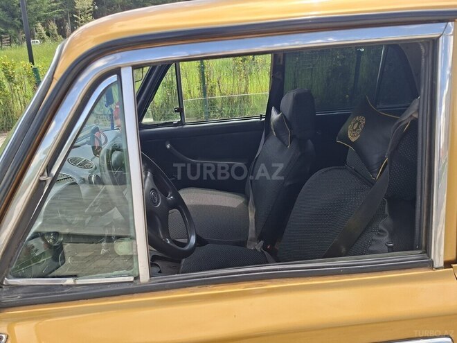 LADA (VAZ) 2106-7
