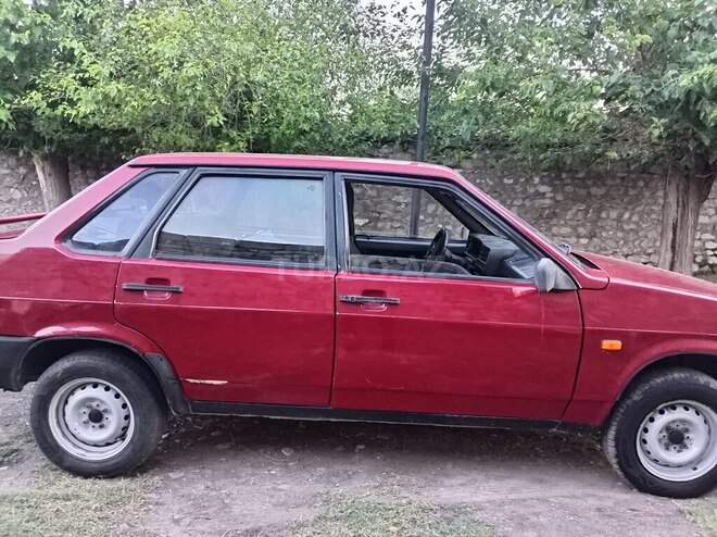 LADA (VAZ) 21099-4