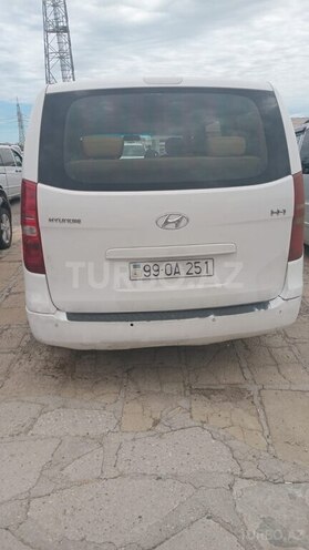 Hyundai H-1-3