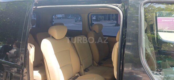 Hyundai H-1-4