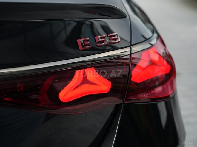 Mercedes E 53 AMG 4MATIC+-8