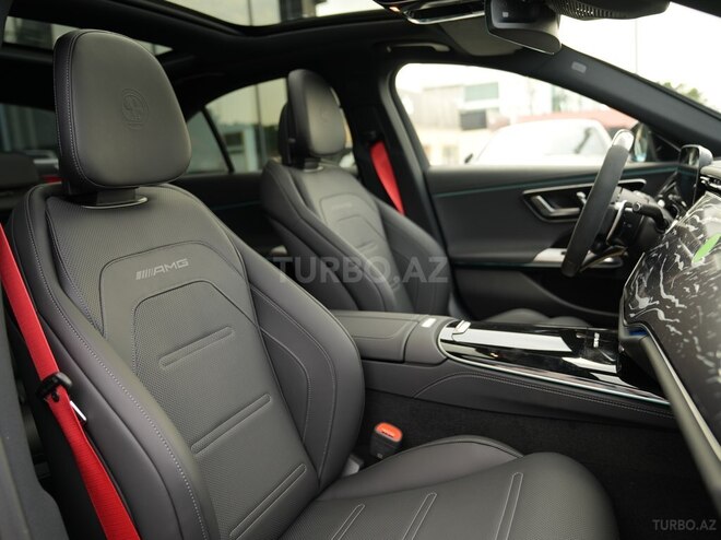 Mercedes E 53 AMG 4MATIC+-16