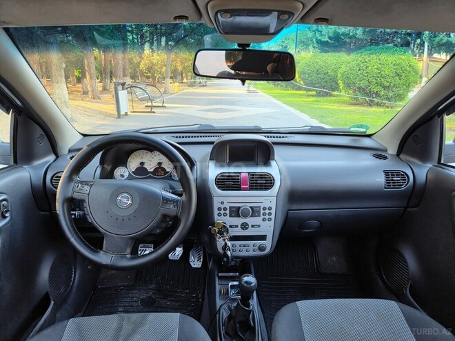 Opel Corsa-13