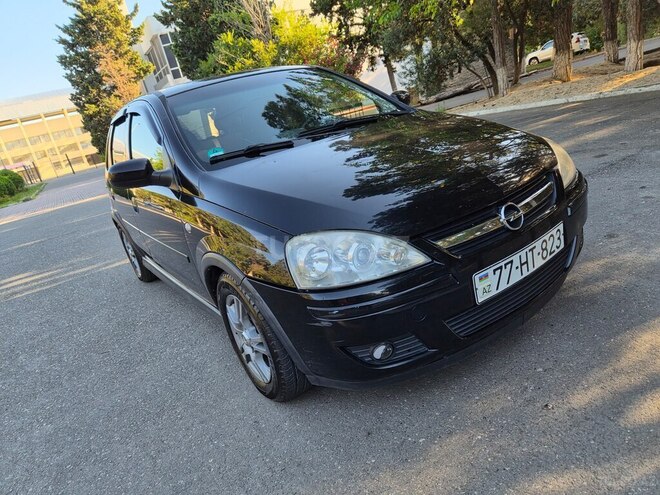 Opel Corsa-1